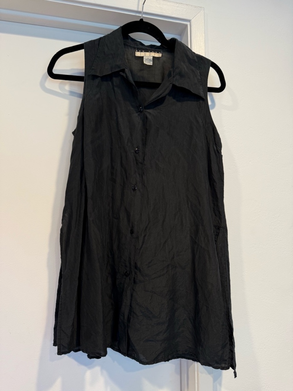 VINTAGE New York Studio Silk Sleeveless Black Button-Front Tunic Top- 100% Silk